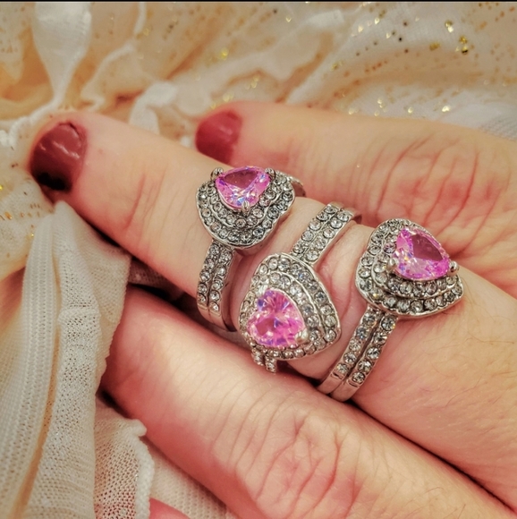 Candy Heart Lush Romance Heart Shaped Crystal Pink Crystal Silver Ring - Picture 6 of 16